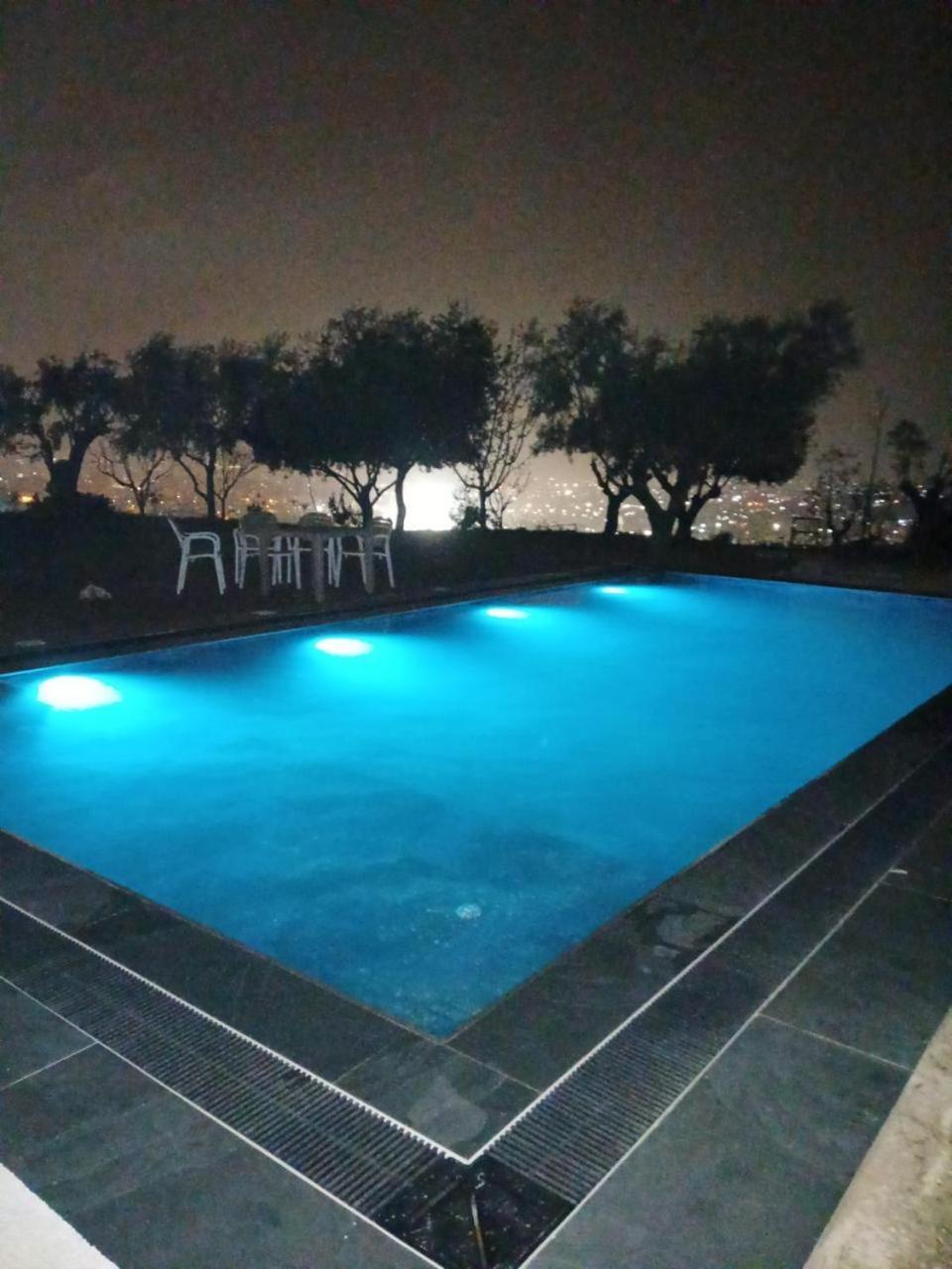 Kino Apartment Tiranë Eksteriør bilde